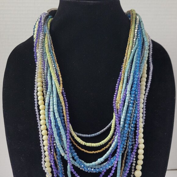 Necklace CHICO'S Multi-Strands Multi-Colors Beads Signed 17" BoHo Elegance - Picture 1 of 13